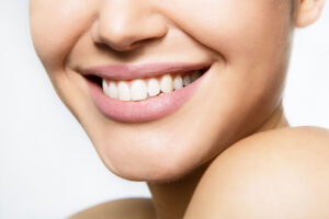Cosmetic Dentists For Bad Breath Maintenance