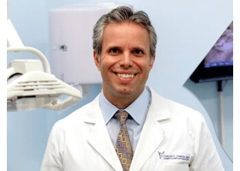 Cosmetic Dentist In Adams Hill Glendale California Calif CA