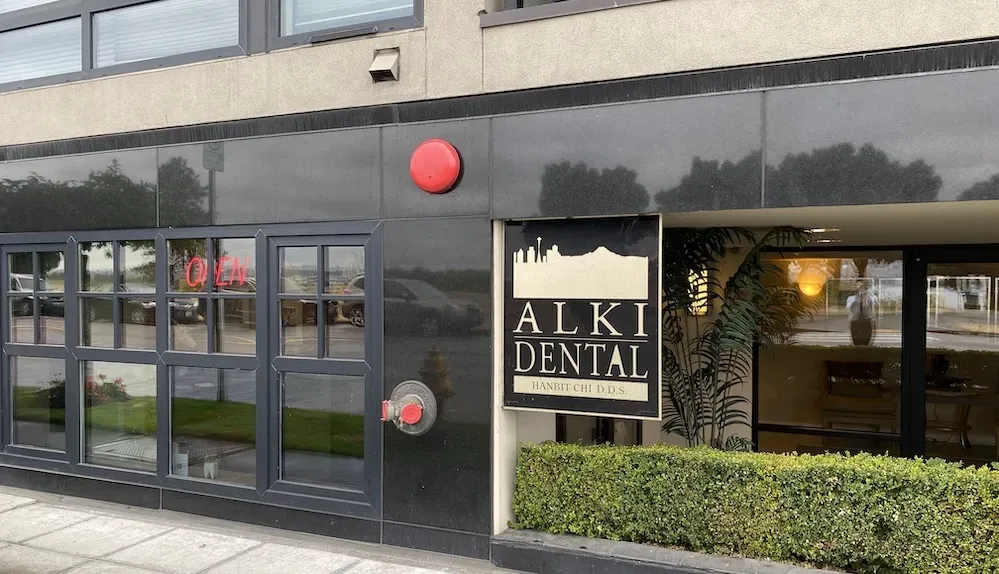 Cosmetic Dentist In Alki Beach Seattle Washington Wash WA