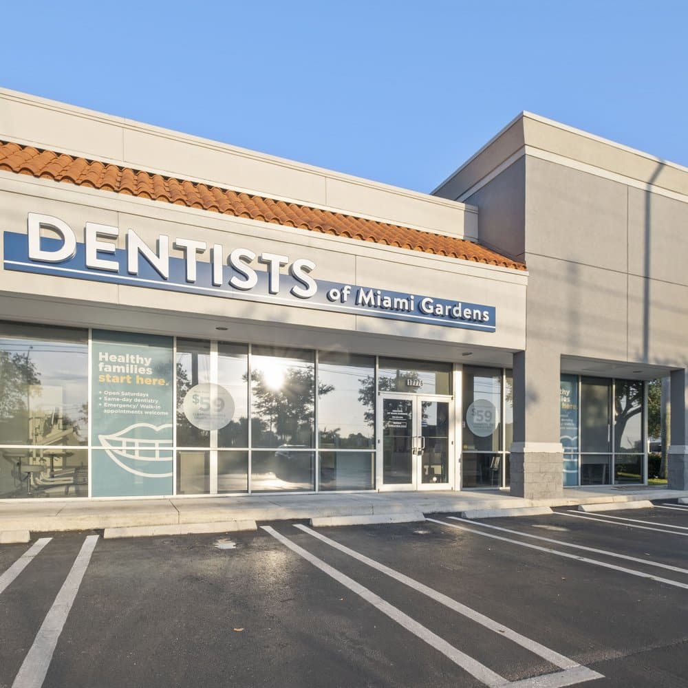 Cosmetic Dentist In Bunche Park Miami Gardens Florida Fla FL
