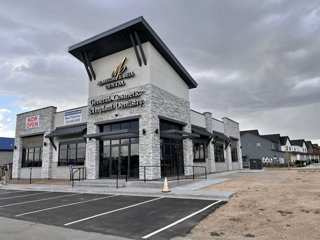 Cosmetic Dentist In Capitol Hill Denver Colorado Colo CO