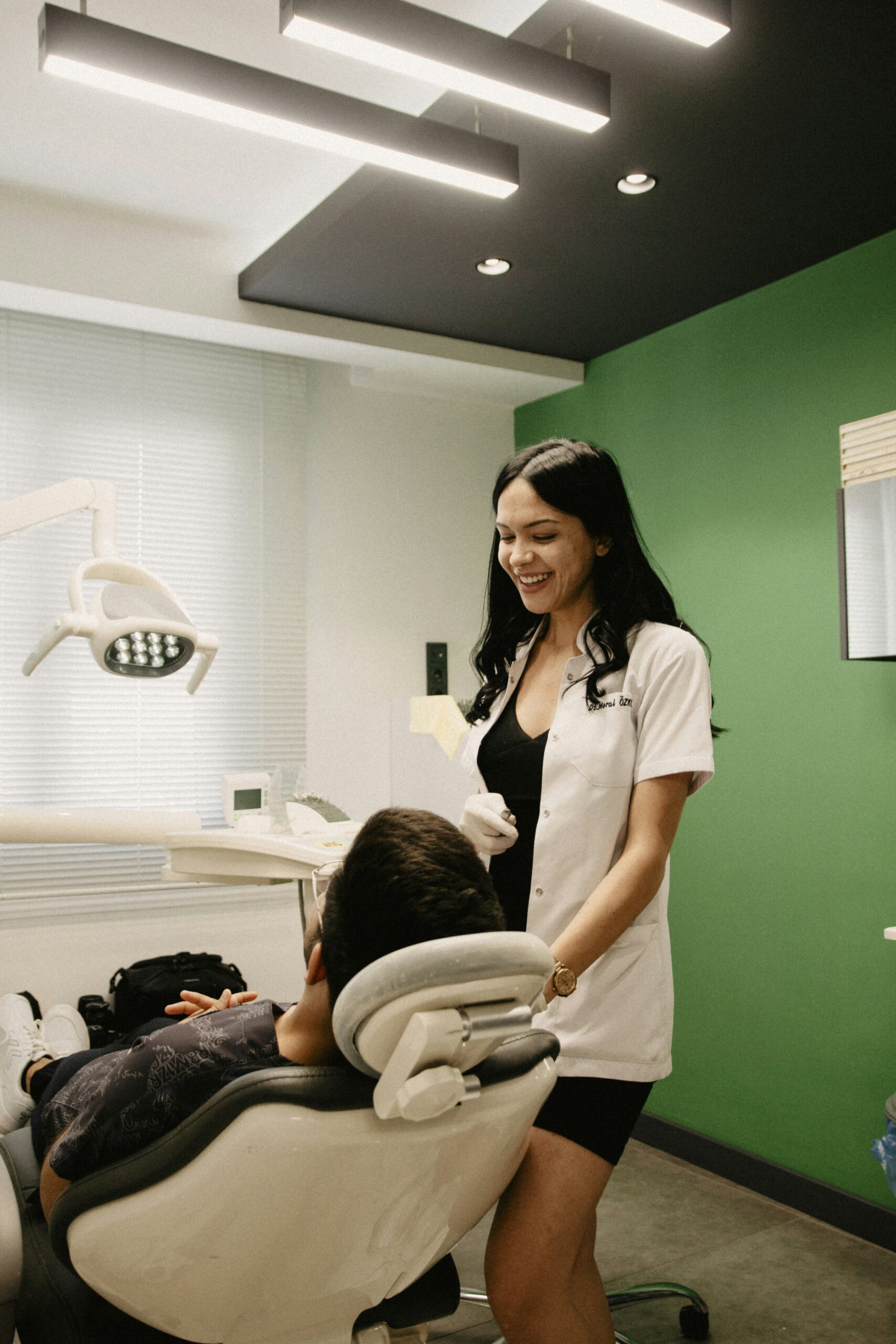 Cosmetic Dentist In Chapel Trail Pembroke Pines Florida Fla FL