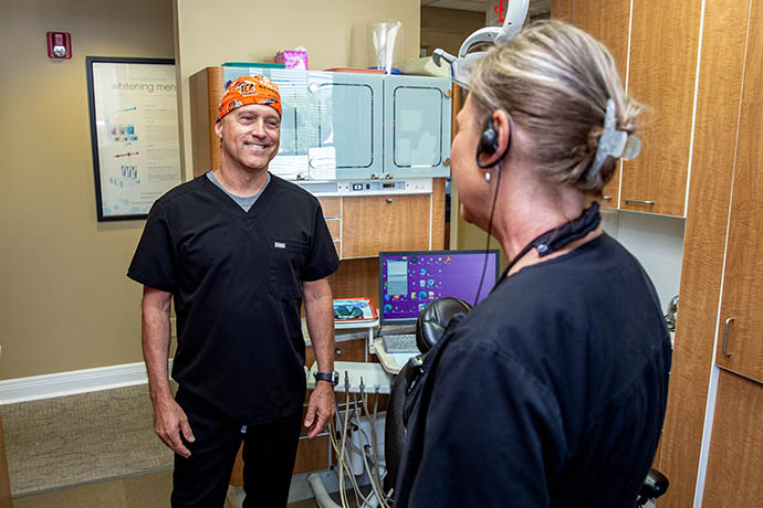 Cosmetic Dentist In Columbia Tusculum Cincinnati Ohio OH
