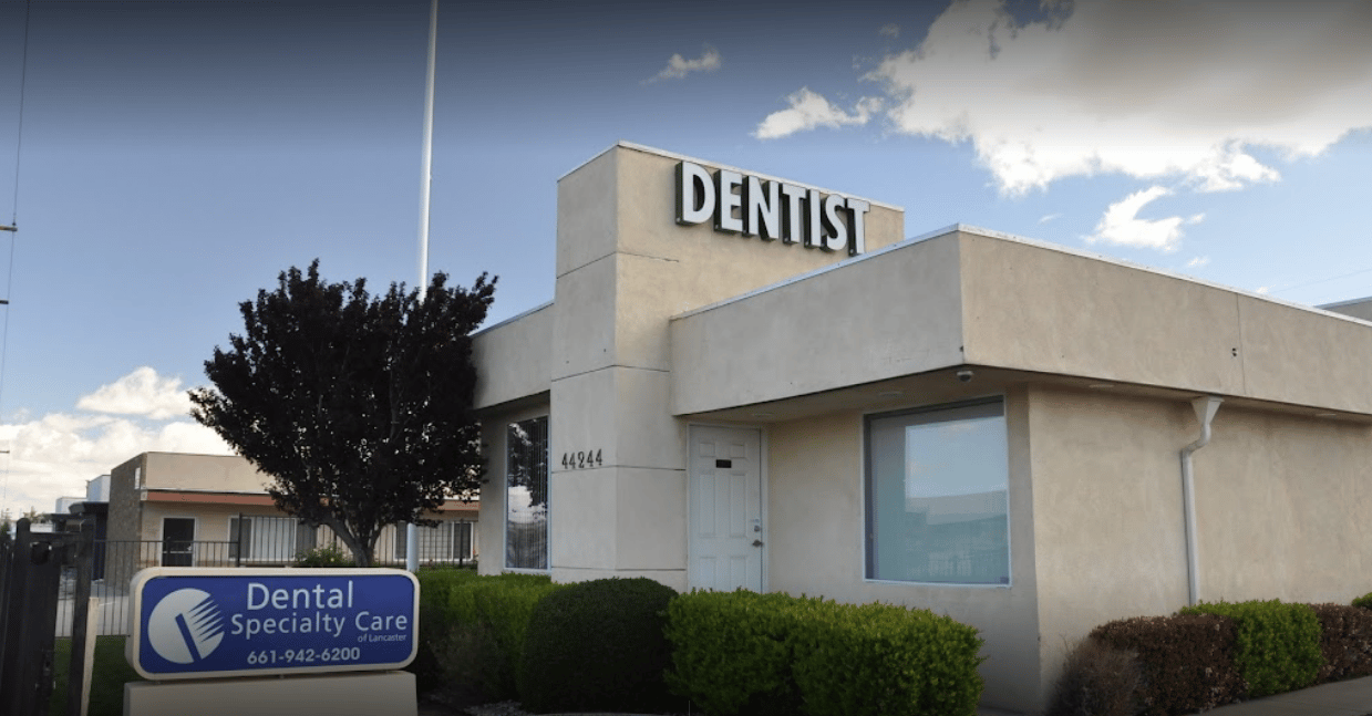 Cosmetic Dentist In Desert View Highlands Lancaster California Calif CA