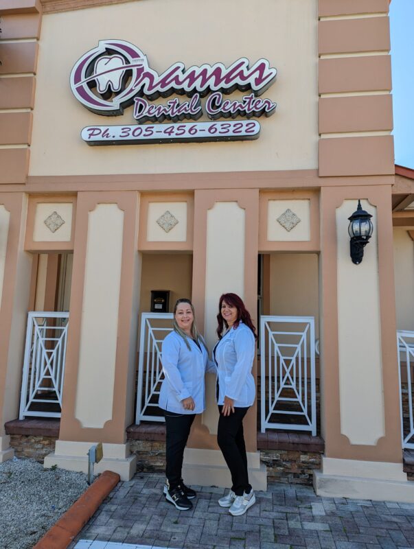 Cosmetic Dentist In Downtown Hialeah Florida Fla FL