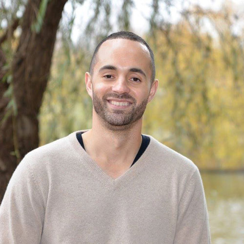 Cosmetic Dentist In Downtown Kansas City Missouri MO