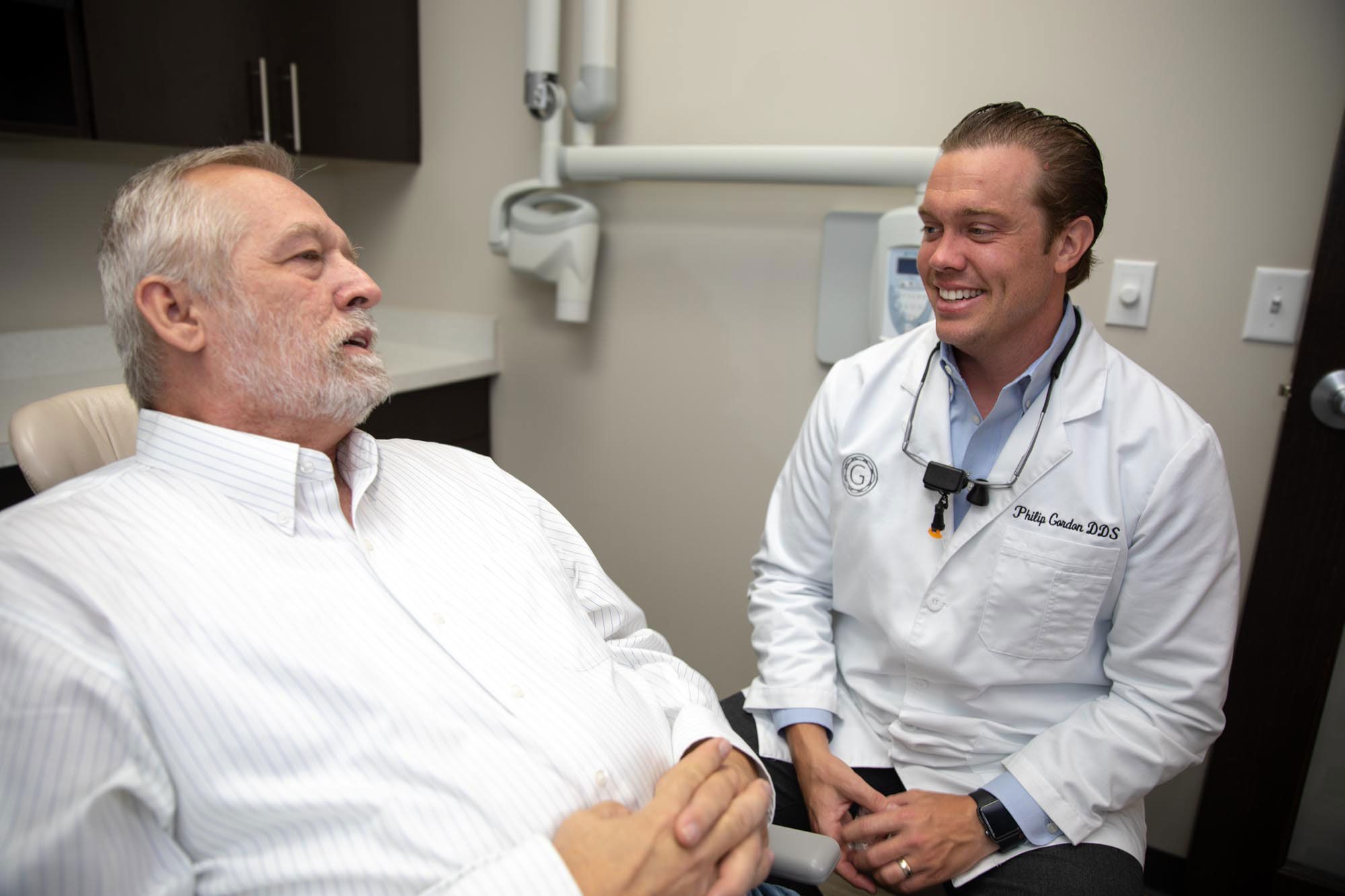 Cosmetic Dentist In Downtown Overland Park Kansas Kan KS
