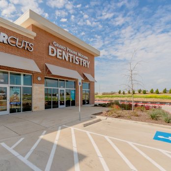 Cosmetic Dentist In East Grand Prairie Texas TX Cosmetic Dentist In East Grand Prairie Texas TX