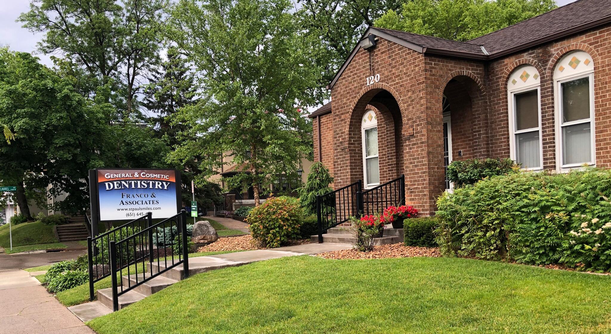 Cosmetic Dentist In Hamline Midway St Paul Minnesota Minn MN Cosmetic Dentist In Hamline Midway St Paul Minnesota Minn MN
