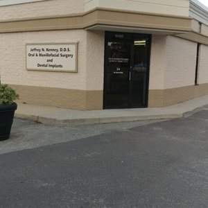 Cosmetic Dentist In Hidenwood Newport News Virginia VA