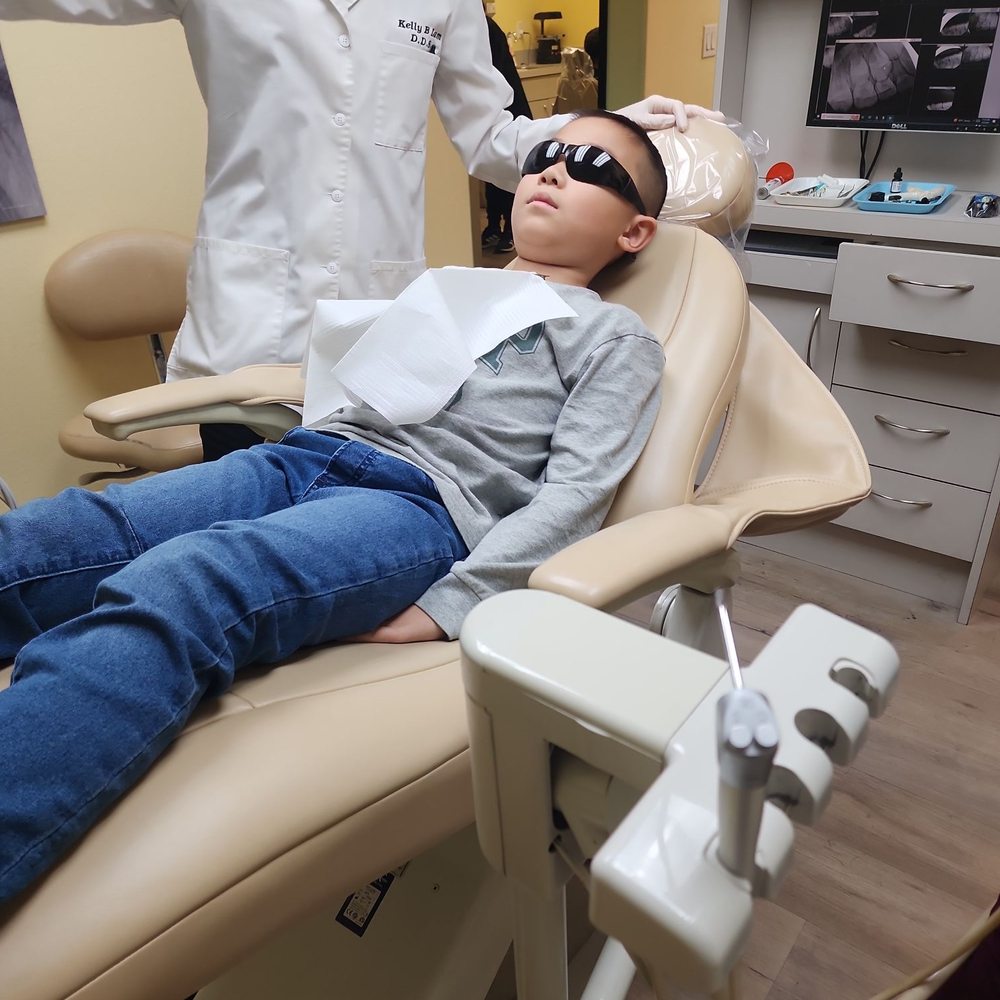 Cosmetic Dentist In La Sierra California Calif CA