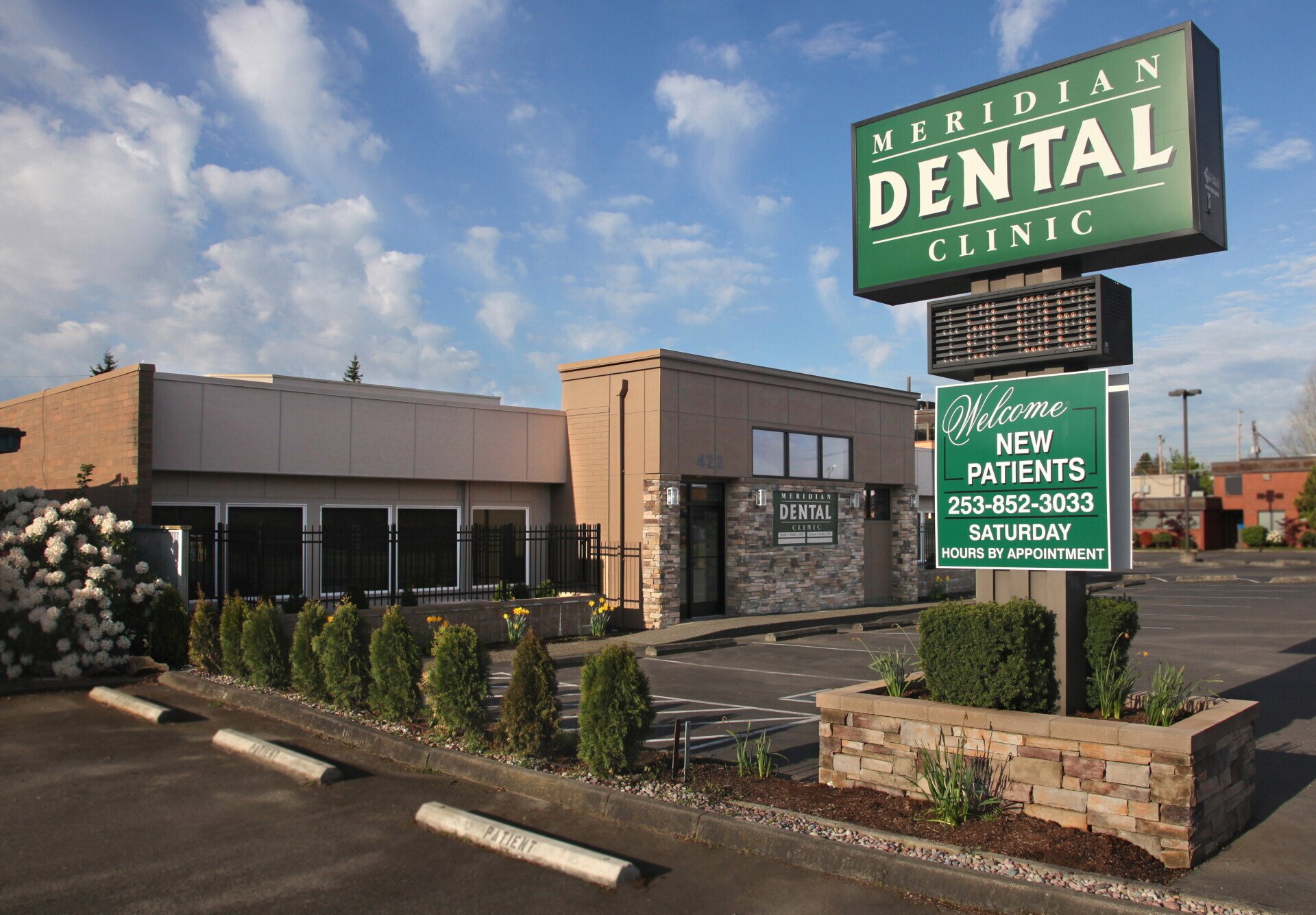 Cosmetic Dentist In Meridian Valley  Kent Washington Wash WA