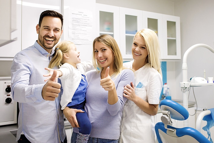 Cosmetic Dentist In Midtown Rockford Illinois Ill IL