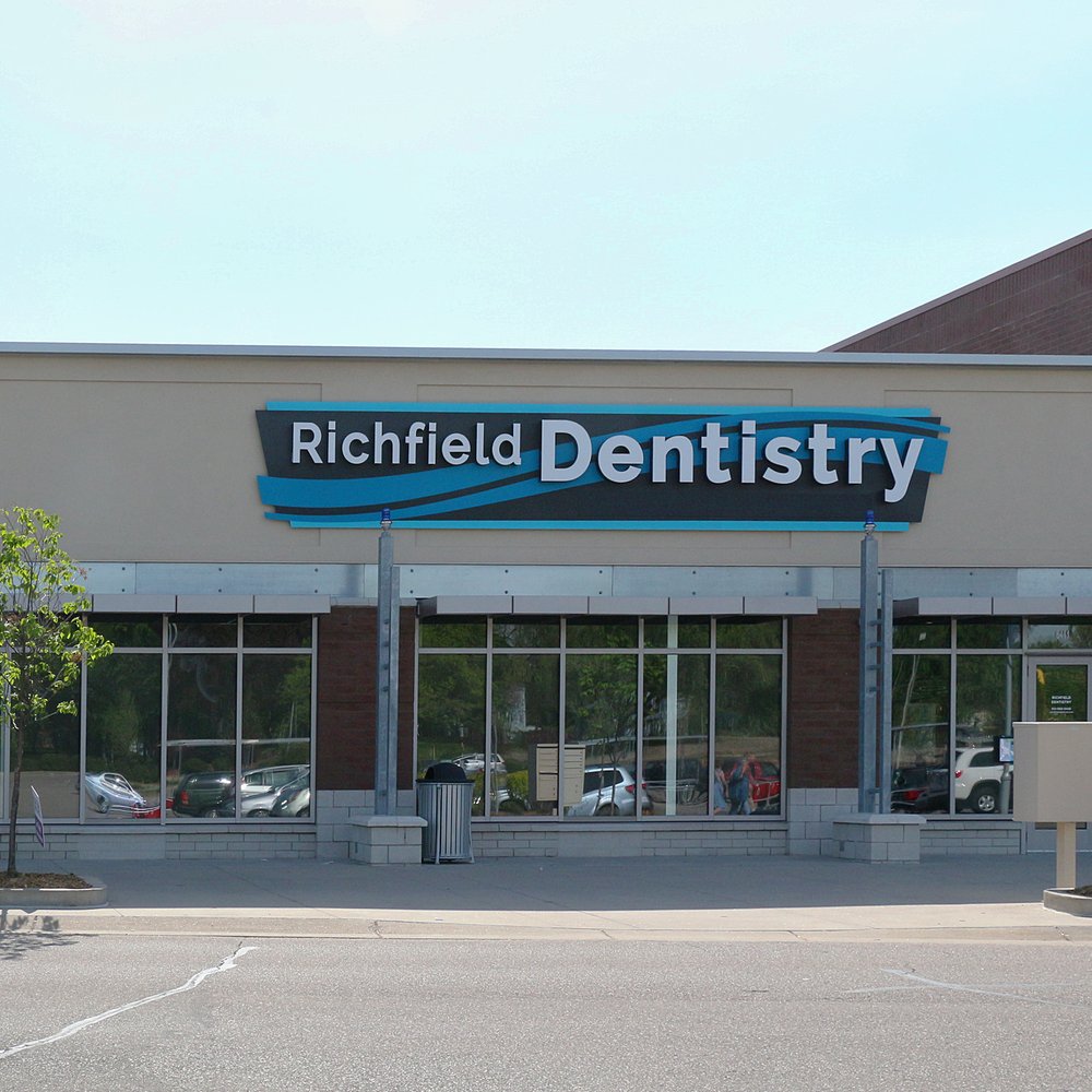Cosmetic Dentist In Nokomis Minneapolis Minnesota Minn MN