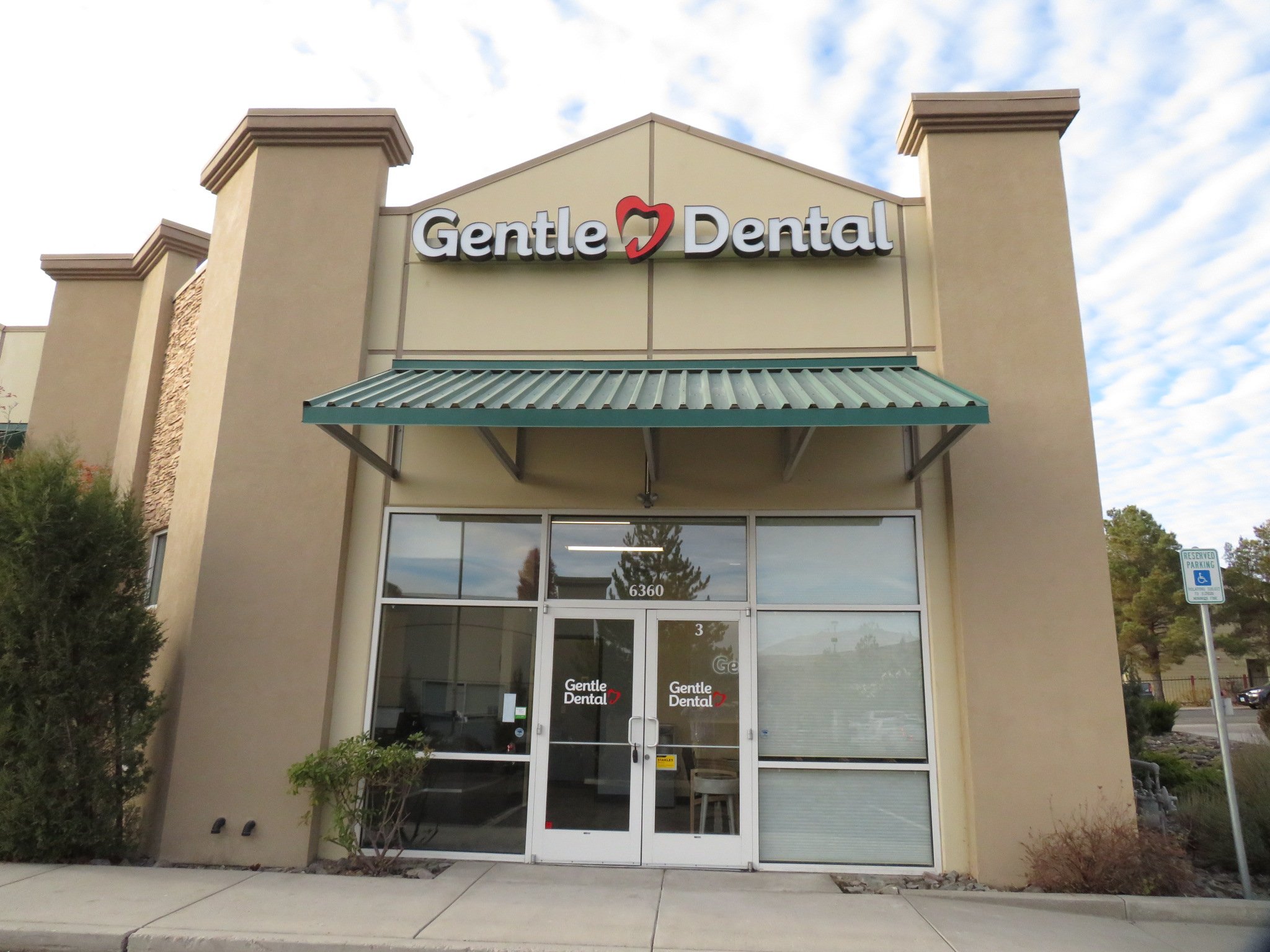 Cosmetic Dentist In Northwest Reno Nevada Nev NV