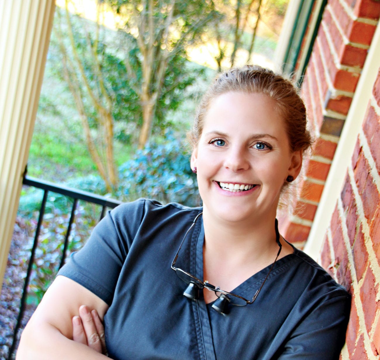 Cosmetic Dentist In Owens Cross Roads Adjacent To Huntsville Alabama Ala AL