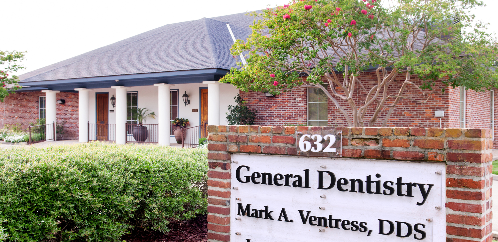 Cosmetic Dentist In Parkview Oaks Baton Rouge Louisiana LA