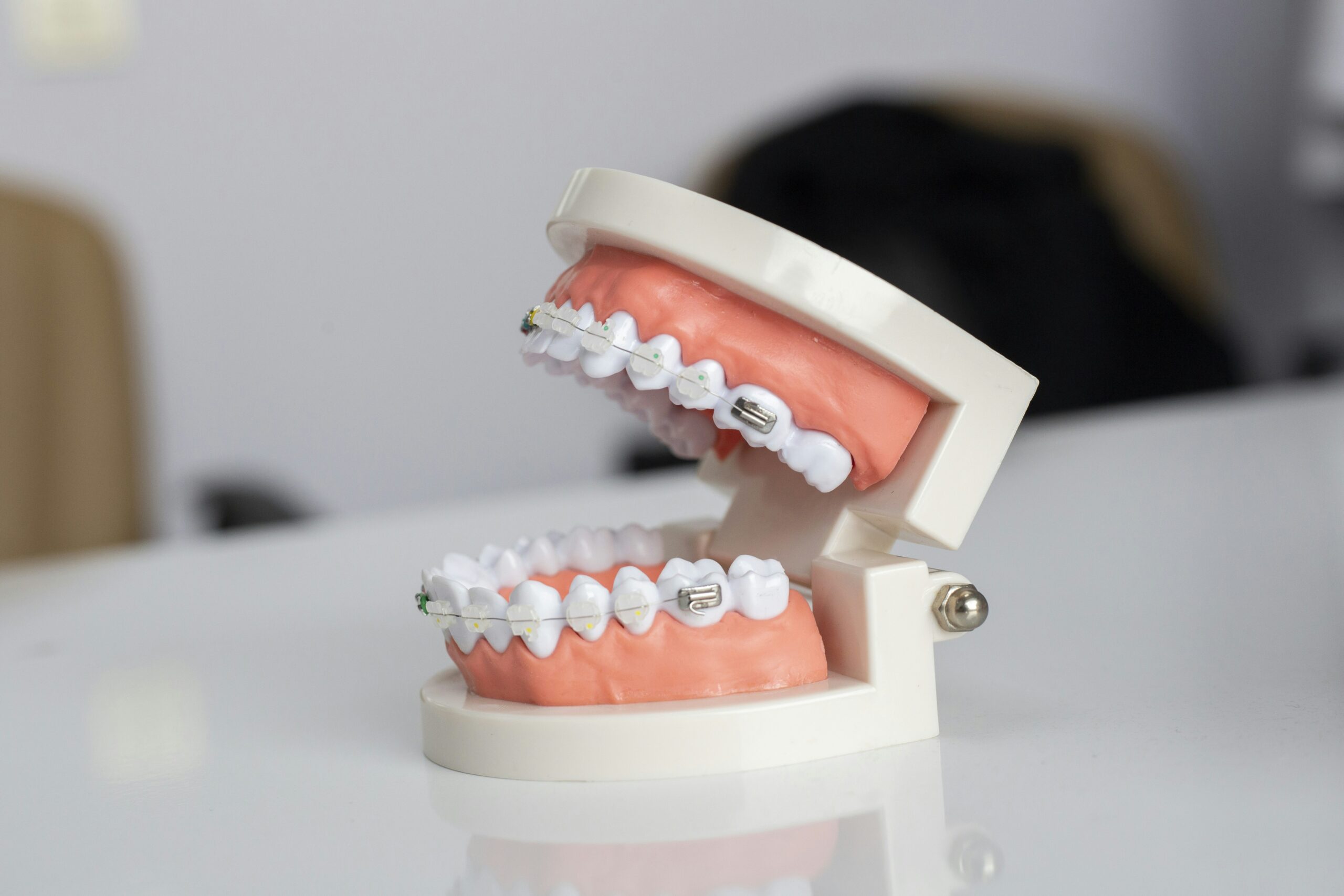 Cosmetic Dentist In Quartz Hill Adjacent To Palmdale California Calif CA