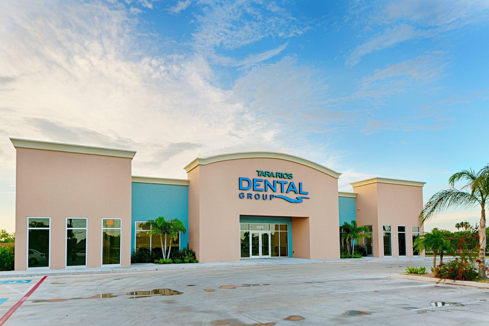Cosmetic Dentist In Resaca Brownsville Texas TX