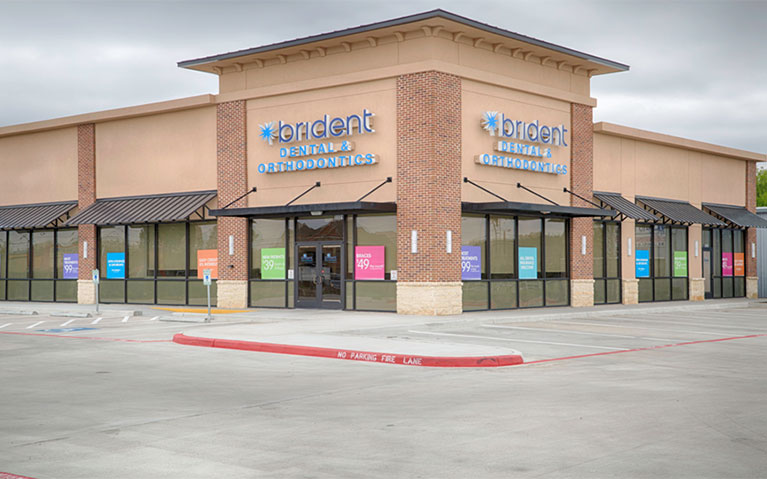 Cosmetic Dentist In Spencer Highway Pasadena Texas TX