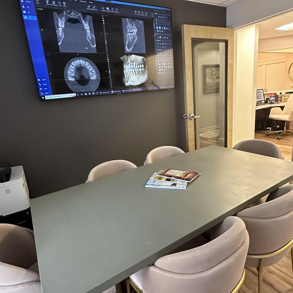 Cosmetic Dentist In Strip District Pittsburgh Pennsylvania PA