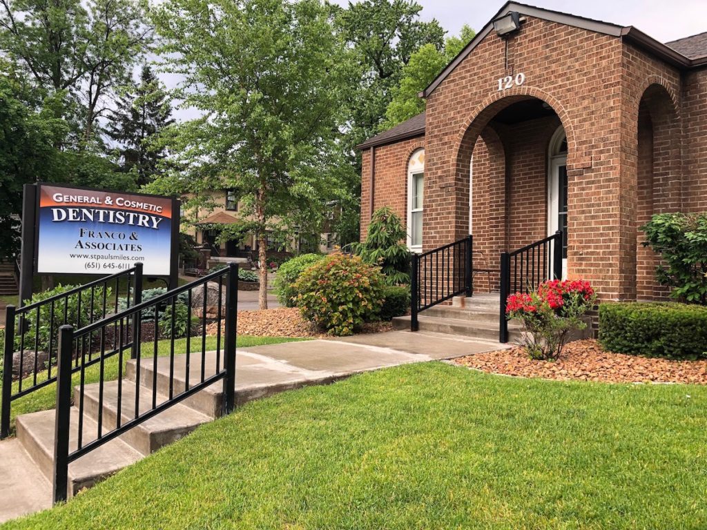 Cosmetic Dentist In Union Park St Paul Minnesota Minn MN