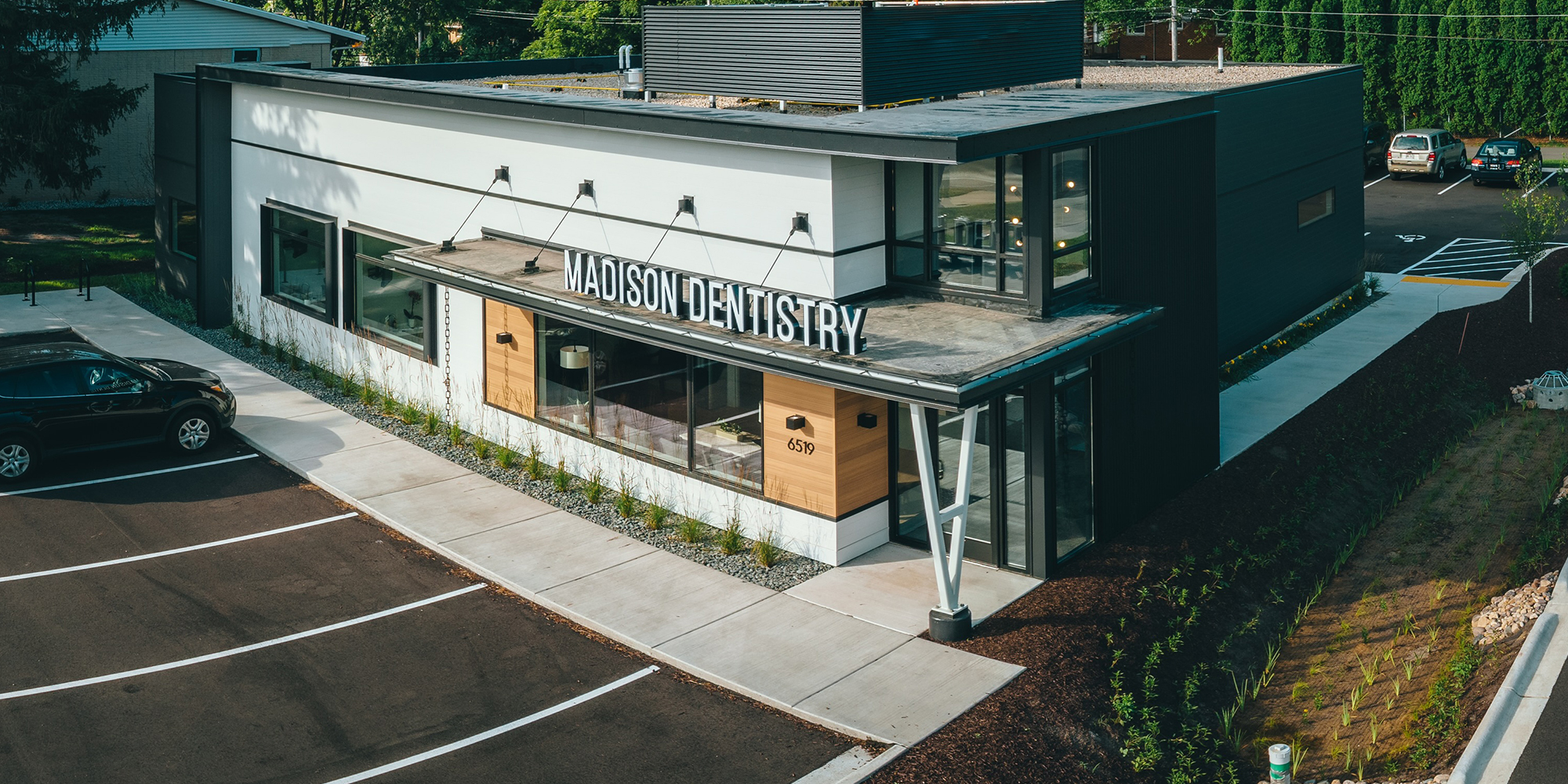 Cosmetic Dentist In Vilas Neighborhood Madison Wisconsin Wis WI