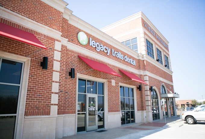 Top Cosmetic Dentist in Shops at Legacy Plano Texas