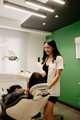Transform Your Smile with Beverly Hills Cosmetic Dentist