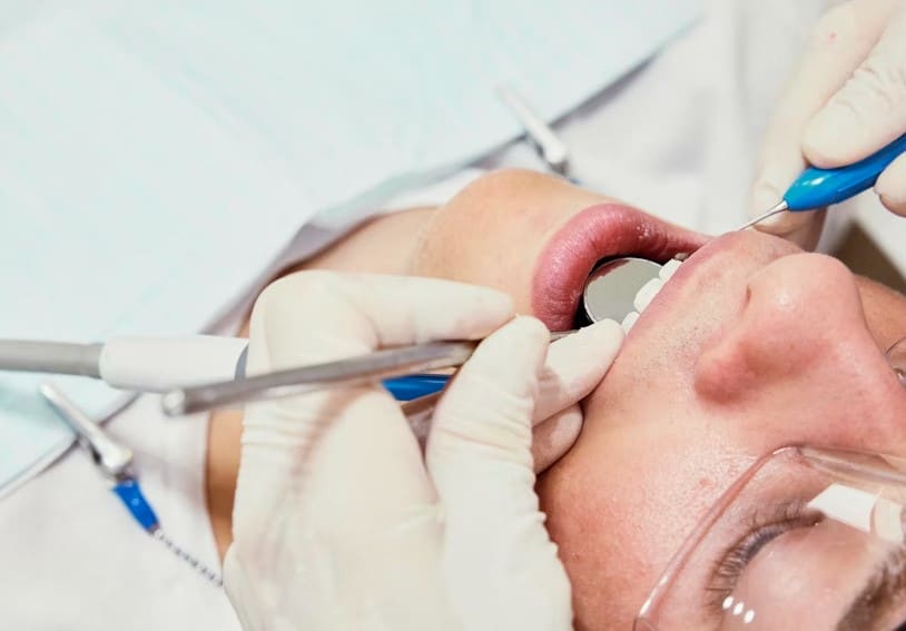 Best Cosmetic Dentist in Converse Adjacent Suburb San Antonio Texas